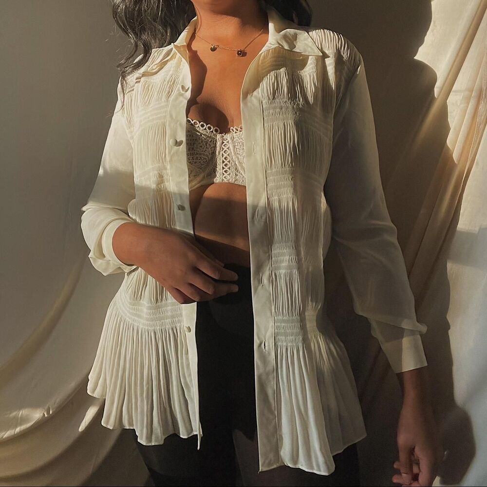 E.C. Design by Nicola Women's Pleated White Blouse (M/L)